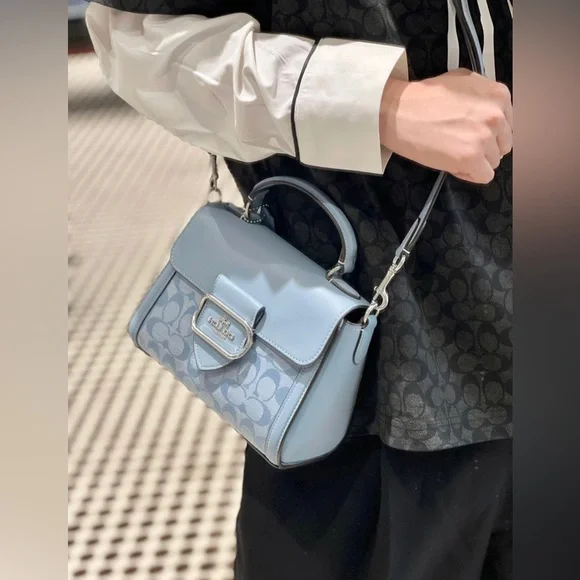 NWT！COACH MORGAN TOP HANDLE SATCHEL IN SIGNATURE CHAMBRAY（COACH CH142）